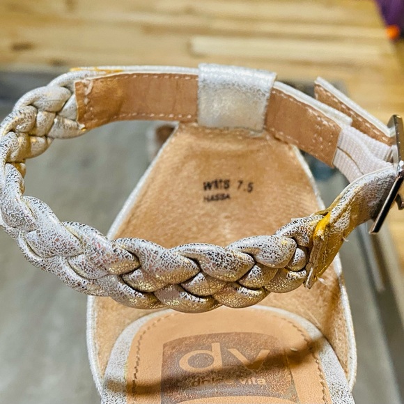 Dolce Vita Light Gold Braided Block Heels size7.5 - Picture 9 of 11